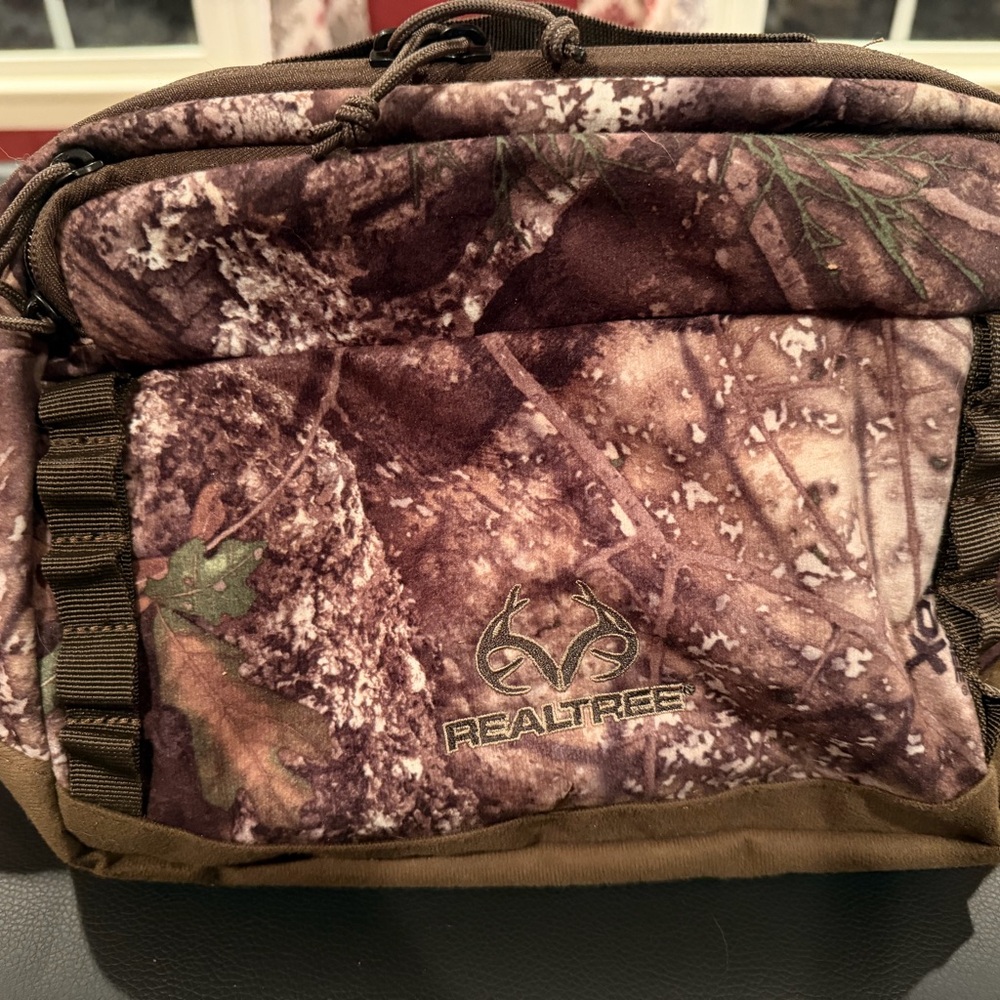 Realtree Hunting Waist Pack / Fanny Pack – Camo Gear Bag